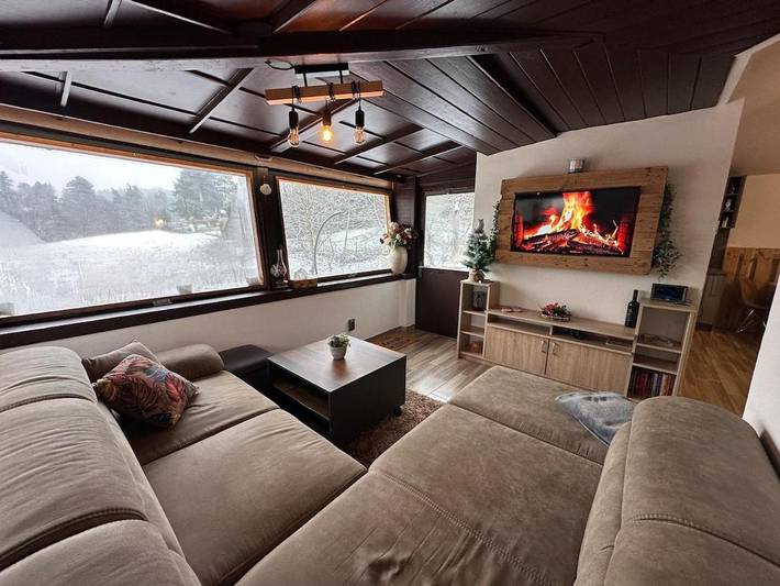 Ferienhaus für 4 Personen, mit Seeblick und Ausblick sowie Kinderpool und Garten, mit Haustier - 1