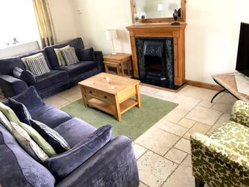 Holiday Rental for 4 People in Staffordshire, West Midlands, Photo 2