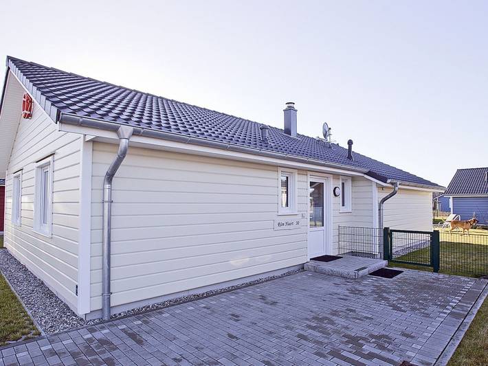 Ferienhaus für 5 Personen, mit Balkon und Terrasse sowie Garten und Sauna in Dagebüll - 2