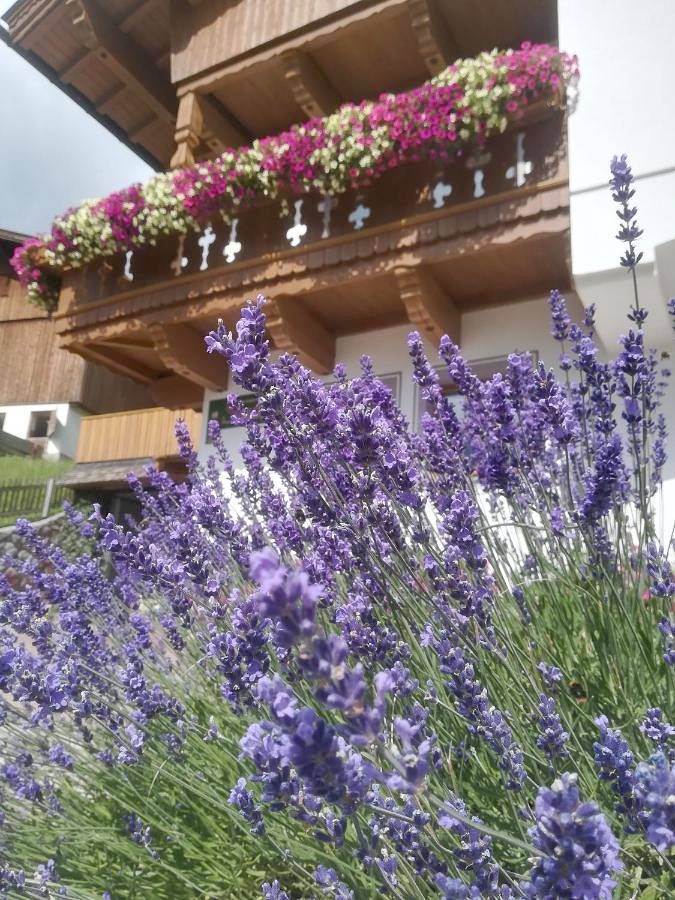 Ganze Wohnung, Apartment with Mountain View in Tuxer Alpen, Hintertux