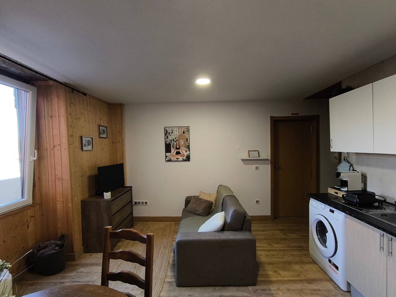 Ganze Wohnung, Apartment „Wood“ mit Gemeinschaftsterrasse, Wlan und Klimaanlage in Beira Interior Norte, Guarda (Portugal)