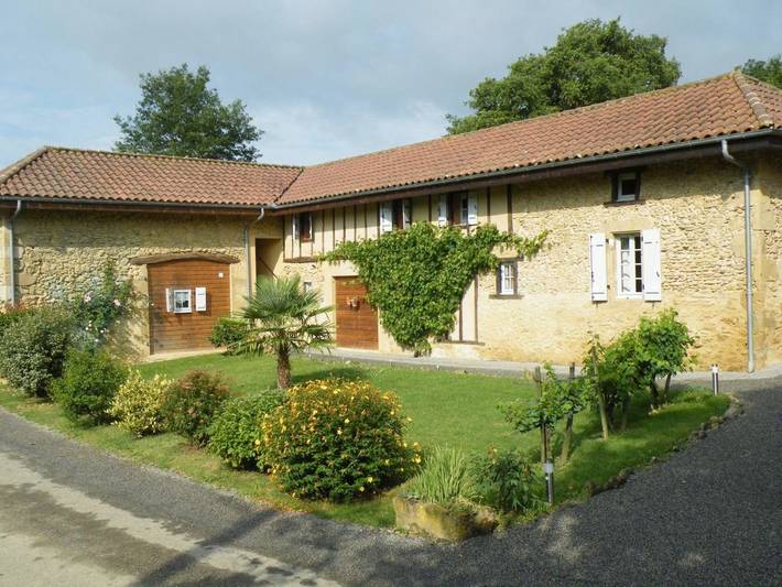 Hôtel pour 2 personnes, avec jacuzzi et sauna ainsi que piscine et jardin à Beaumarchés - 4