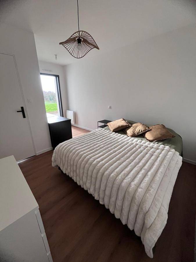 Gîte pour 4 personnes, avec terrasse et jardin à Noyal-Pontivy - 2