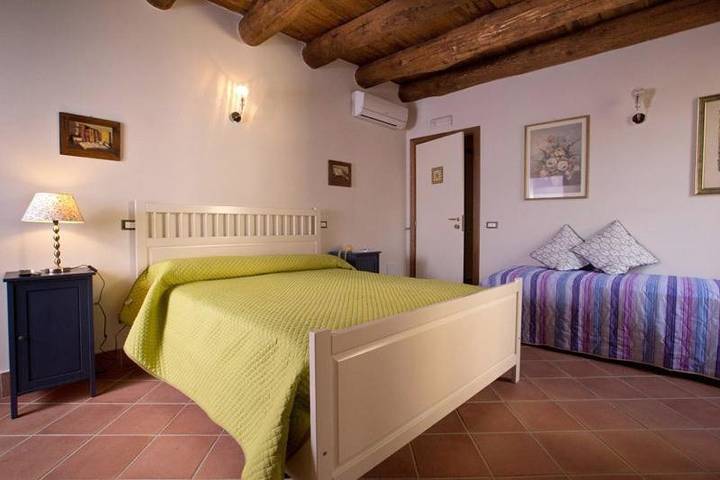 B&b per 3 persone, con terrazza e panorama, con animali domestici in Marigliano