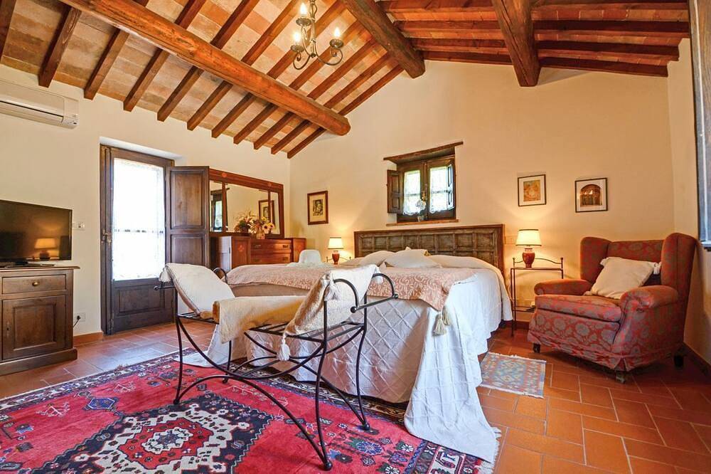 Villa Il Gufo - Sieben Schlafzimmer Villa, Schläft 20 in Anghiari, Valtiberina
