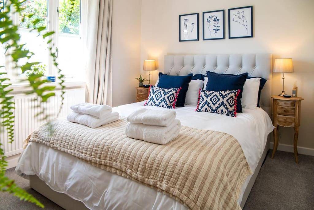 One-Bedroom House in Lymington, Hampshire