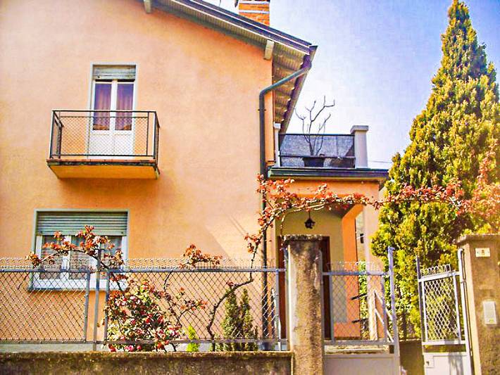 Ferienwohnung für 4 Personen, mit Seeblick und Ausblick sowie Balkon - 1