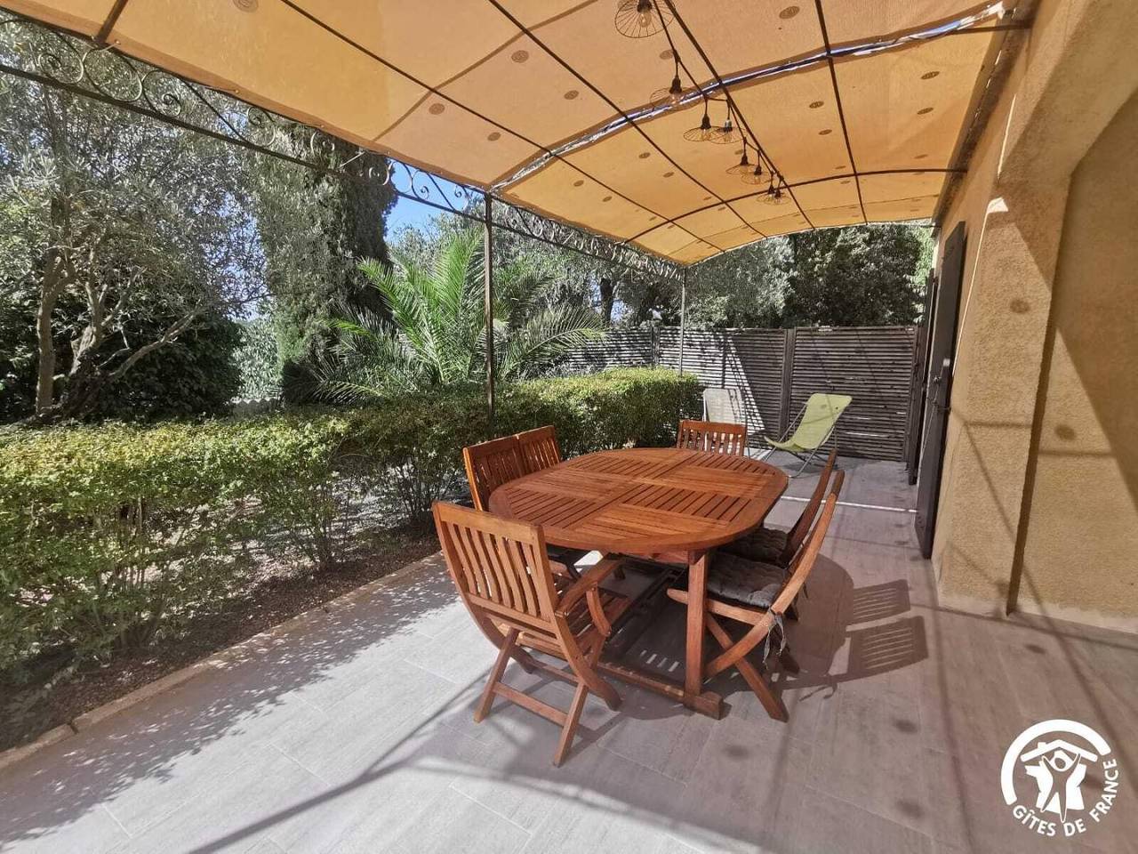 Le Micocoulier in Cournonsec, Côte d'Améthyste