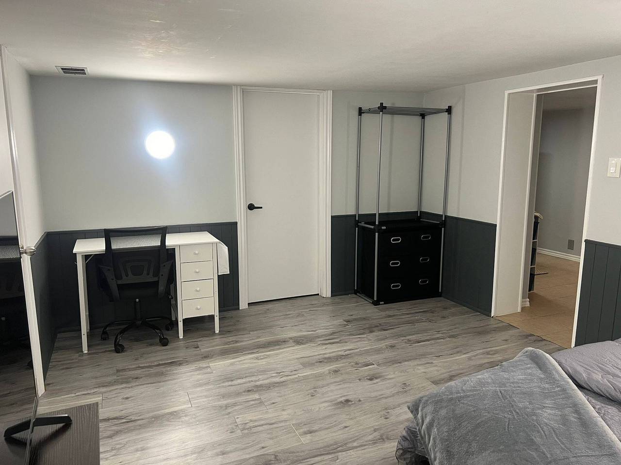 Estudio entero, Estudio con ubicación privilegiada y comodidades independientes in London (Ontario), Ontario