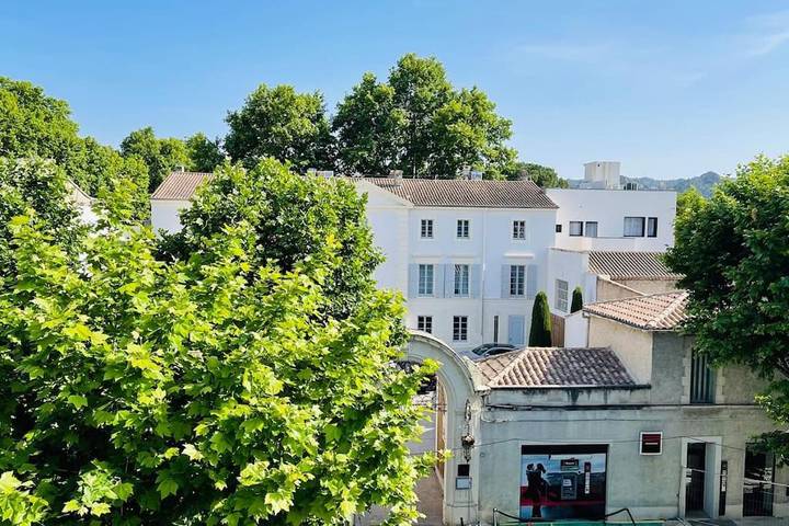 Location de vacances pour 6 personnes, avec vue et terrasse, animaux acceptés dans Office De Tourisme Alpilles En Provence - 2