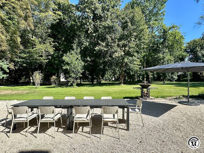 Gîte pour 14 personnes, avec terrasse et jacuzzi, animaux acceptés dans Côte-d'Or - 3