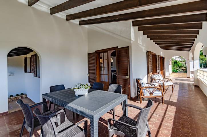 Maravillosa villa "Villa Las Palmeras" con vistas al mar, piscina, Wi-Fi y terraza in Binibeca, Sant Lluís