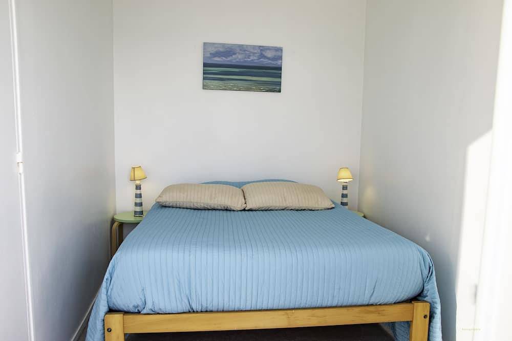 Entire apartment, Villa \"Le Courlis \"panoramic sea view direct beach access in Le Tréport, Dieppe region