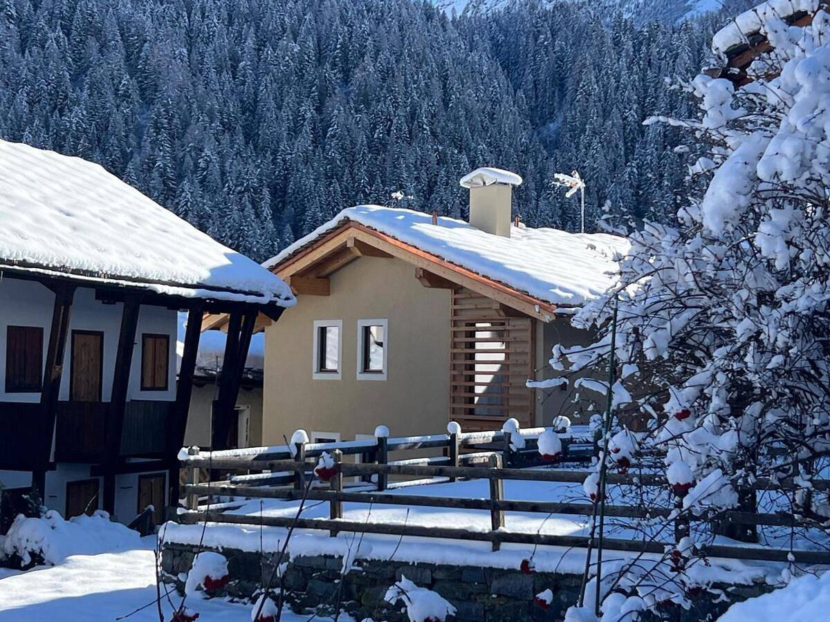 Appartement entier, Maison Ginclo' in Champoluc, Ayas
