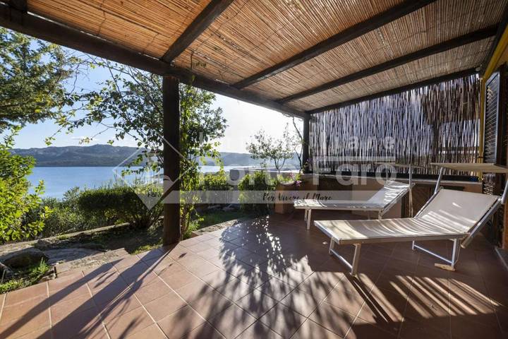 Appartamento per 4 persone, con giardino e panorama nonché terrazza, con animali domestici a Palau (Sardegna)