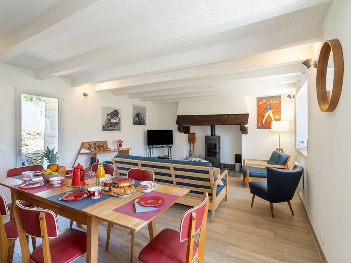 Location de vacances pour 6 personnes, avec terrasse et jardin à Plonéour-Lanvern - 4