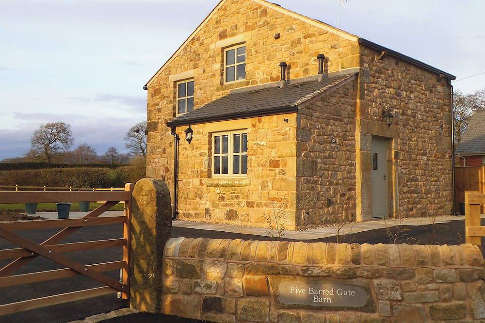 Five Barred Gate Barn in Preston, Lancashire