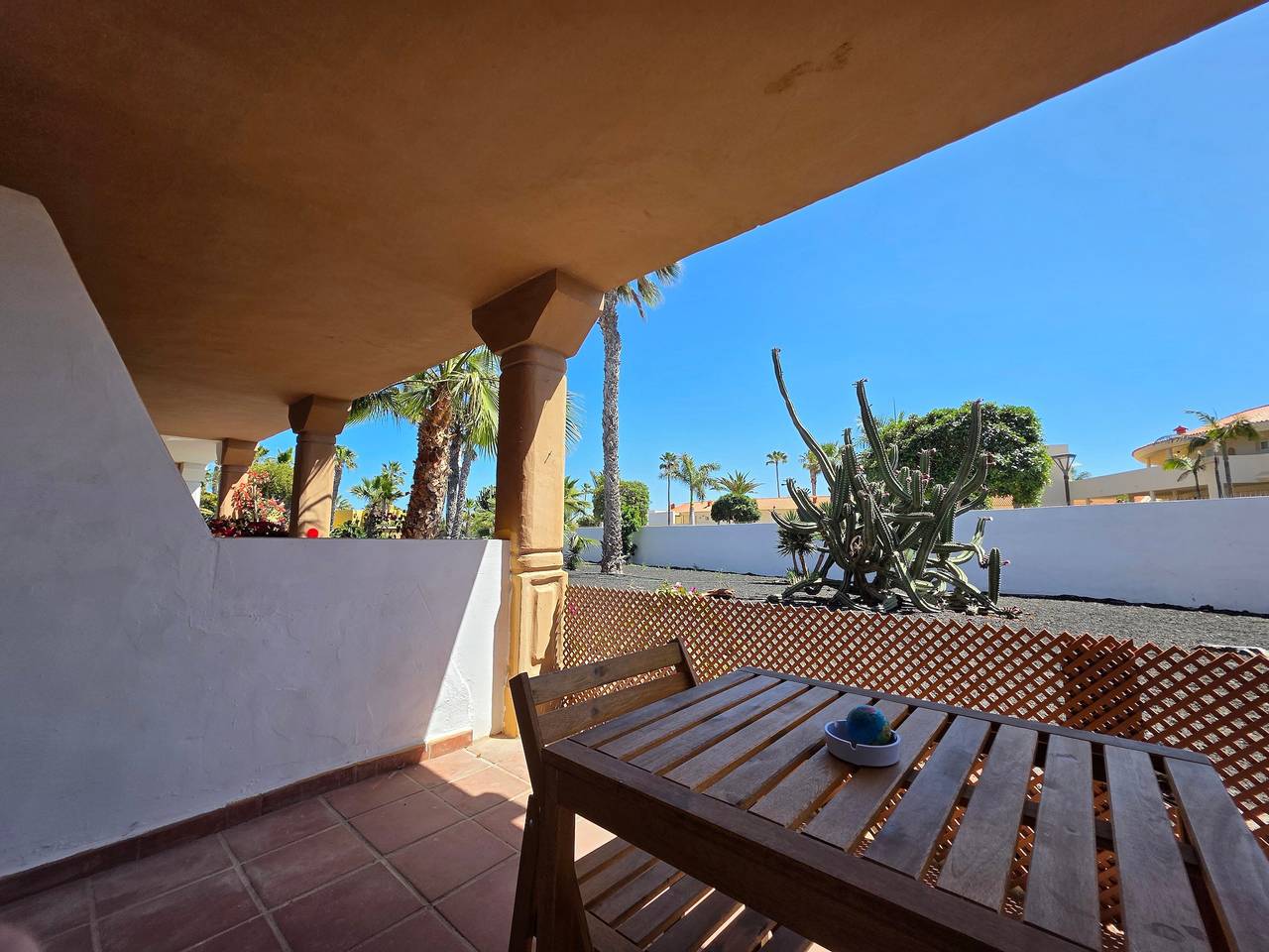 Ferienhaus 'Horizon Blu' mit Gemeinschaftspool, privater Terrasse und Wlan in Corralejo, La Oliva