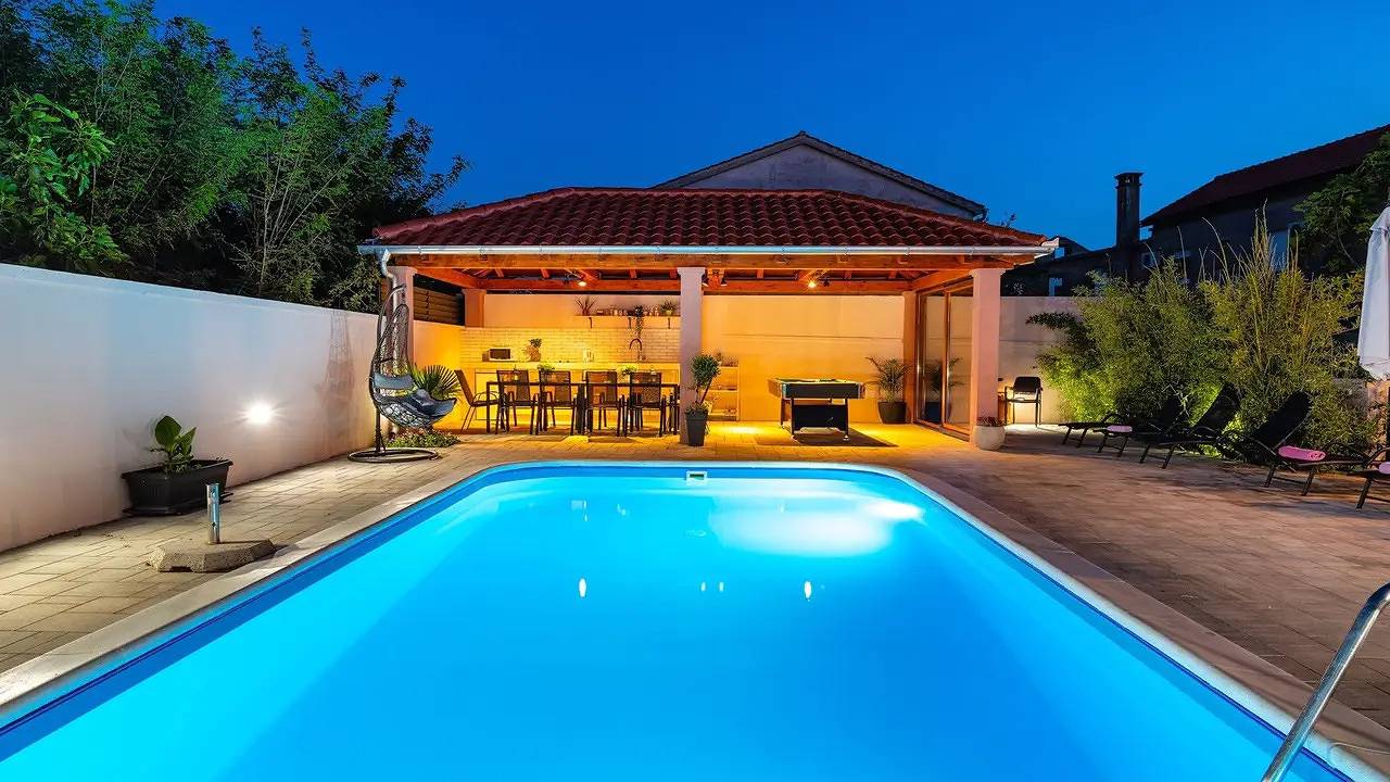 Villa für 12 Personen (280 m²) in Zaton (Zadar) in Nin, Zadar