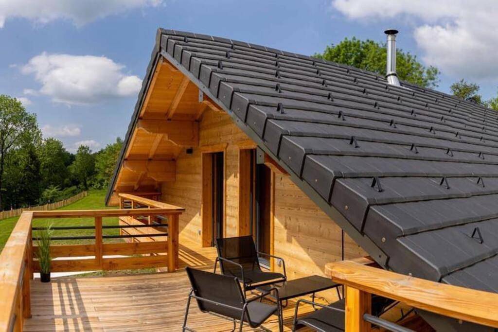 Chalet in Saint-Maurice-Crillat, Jura Francais