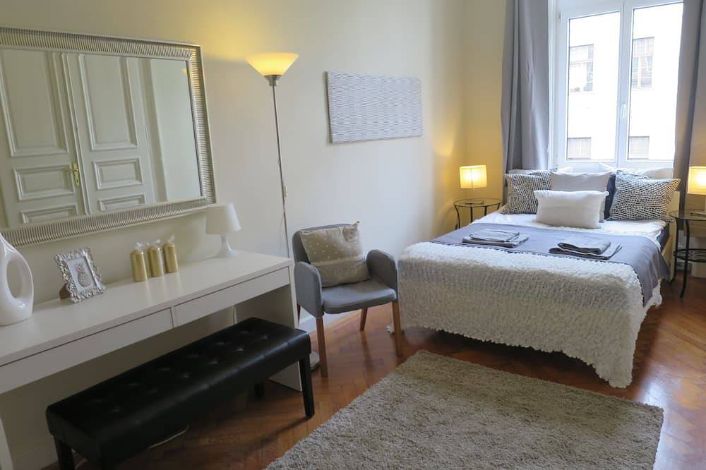 Ganze Wohnung, Hübsche zentrale 5-Zimmer-Wohnung in Budapest, Danube-Ipoly National Park
