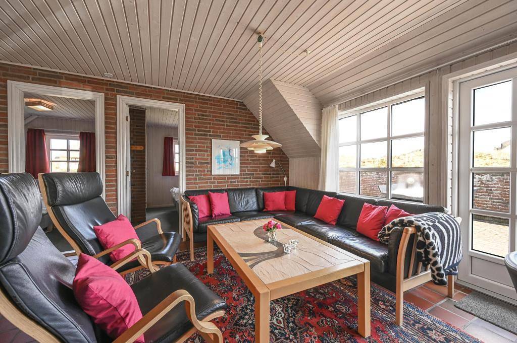 Geräumiges Poolhaus mit Whirlpool und Sauna mitten in den Dünen von Vedersø Klit ganz nahe an der Nordsee in Ulfborg, Holstebro und Umgebung
