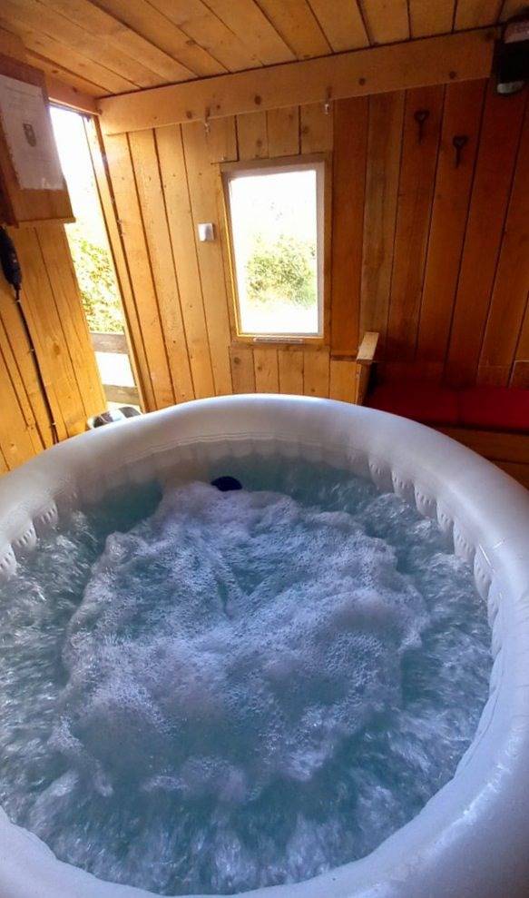 Studio pour 2 personnes, avec jacuzzi et terrasse dans Rhône - 4