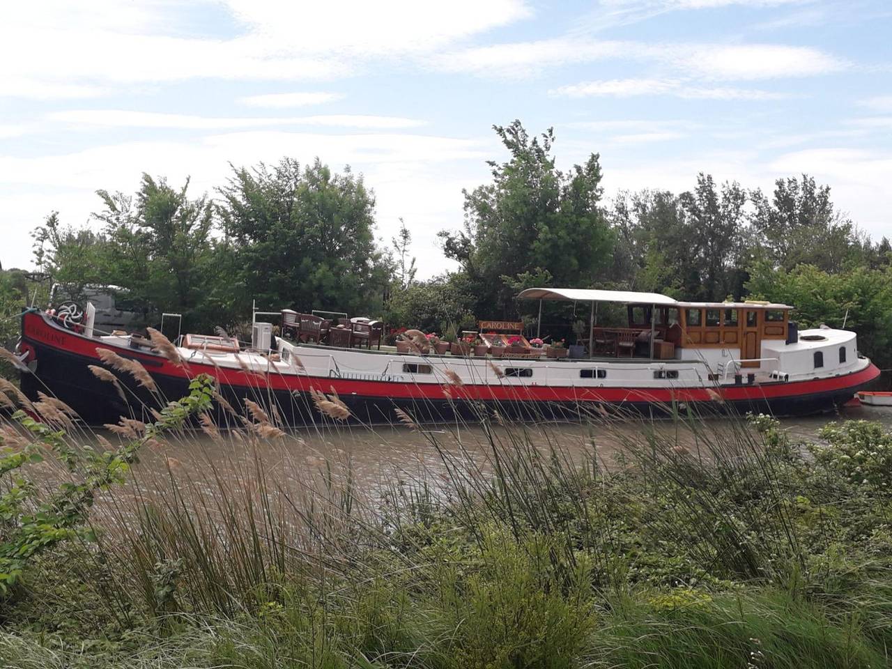 Péniche insolite sur canal du Midi - Chambre 1 in Capestang, Canal du Midi