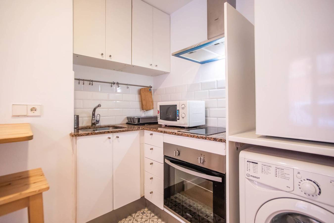 Entire apartment, Bpar1088 - Cozy flat near the beach in Barcelona Centre, Barcelona