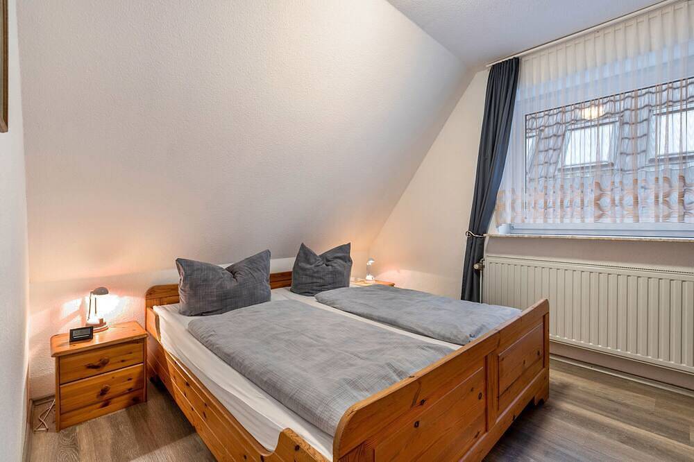Ganze Wohnung, Ferienwohnung 3- Störche\" mit Gemeinschaftsgarten und Wi-Fi in Bordelum, Nordfriesland