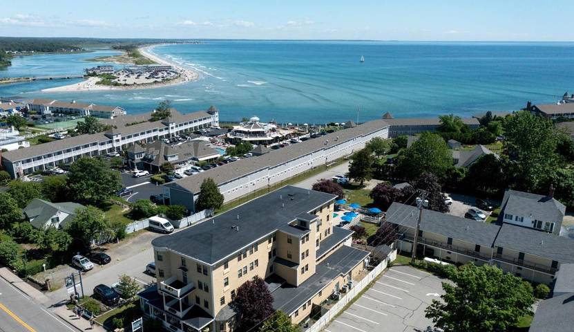 Hôtel pour 5 personnes, avec jacuzzi et jardin ainsi que piscine et terrasse à Ogunquit - 3