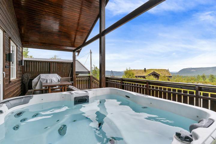 Feriehus for 7 personer, med terrasse, dyr tillatt i Viken