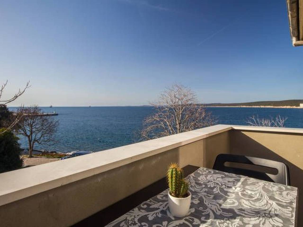 Ganze Wohnung, Sea apartment in Raša, Ostküste Istrien