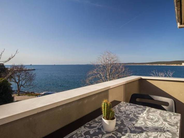 Ferienwohnung für 4 Personen, mit Balkon und Terrasse sowie Garten