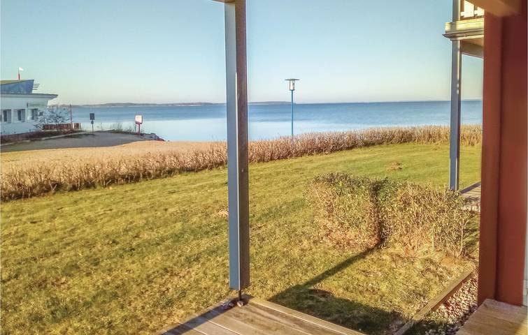 Ferienwohnung für 4 Personen, mit Seeblick und Terrasse sowie Sauna, mit Haustier in Rechlin - 3