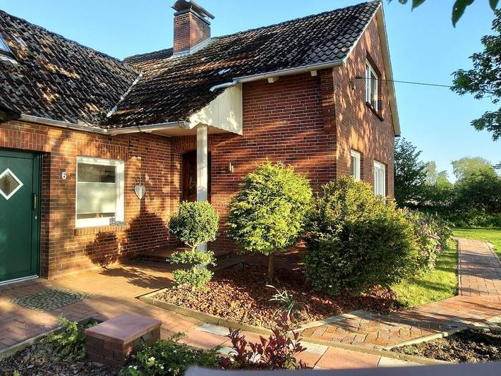 Ferienhaus für 6 Personen, mit Terrasse und Garten in Westerholt - 2