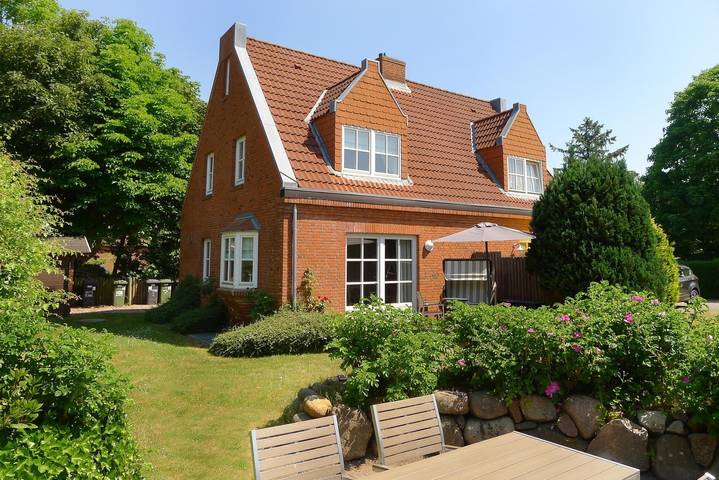 Ferienhaus für 4 Personen, mit Terrasse und Garten sowie Sauna - 1