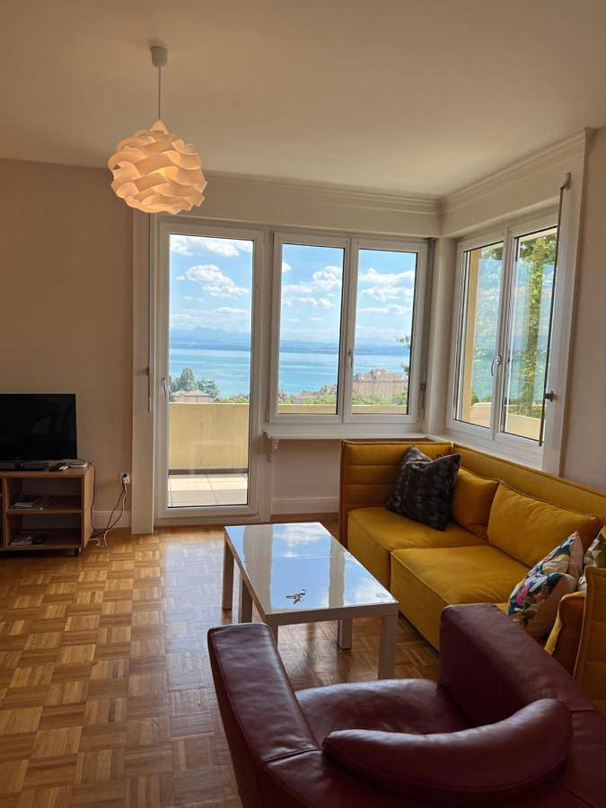 Appartement entier, Alpes 54 in Neuchâtel, Lake Neuchâtel