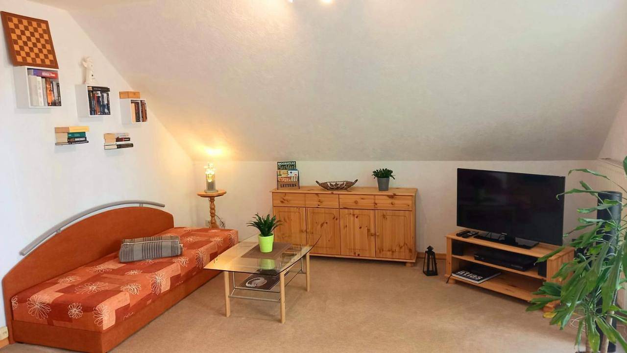Geheel appartement, Ferienwohnung direkt am See in Bad Saarow, Dahme-Seengebiet