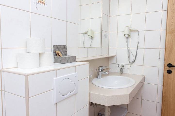 Chambre d’hôte pour 5 personnes à Brand - 4