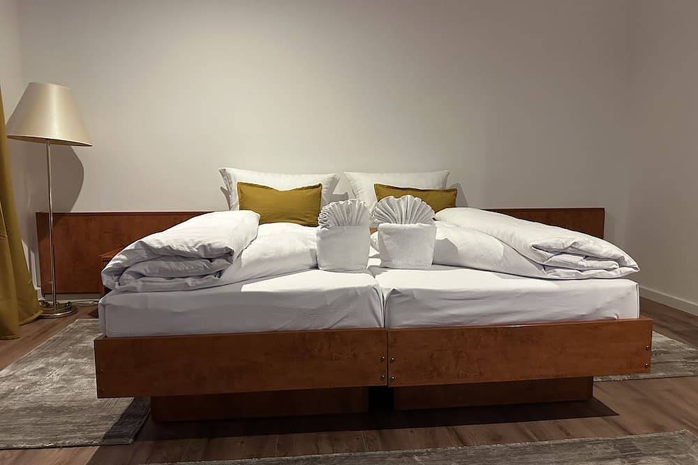 Ganze Wohnung, Dg  Apartment mit 2 seperaten Schlafzimmern in Zeuthen, Dahme-Seengebiet