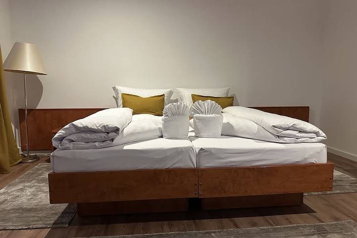 Ferienwohnung für 5 Personen, mit Terrasse und Garten in Zeuthen