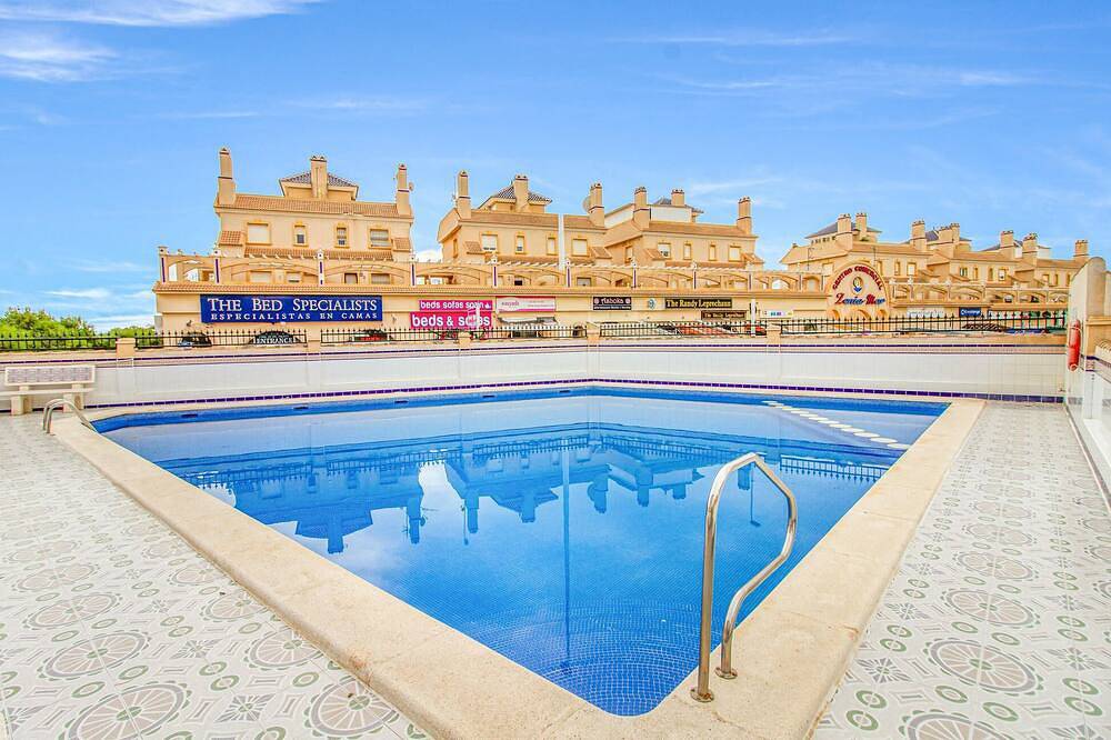 Apartamento entero, Impresionante apartamento en Orihuela. in Centro La Zenia, Orihuela