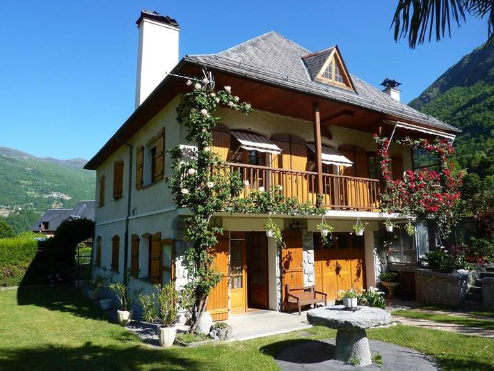 Gîte pour 4 personnes, avec Terrasse ainsi que Jardin et Vue à Esquièze-Sère - 2