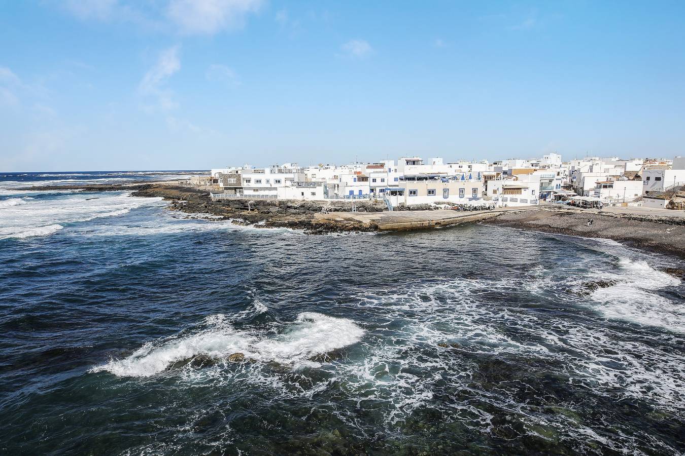 Geheel appartement, Mooi Appartement "2 dormitorios Vista Mar" met Uitzicht op Zee, Wi-Fi, Terras & Gedeeld Zwembad in Piedra Playa, La Oliva