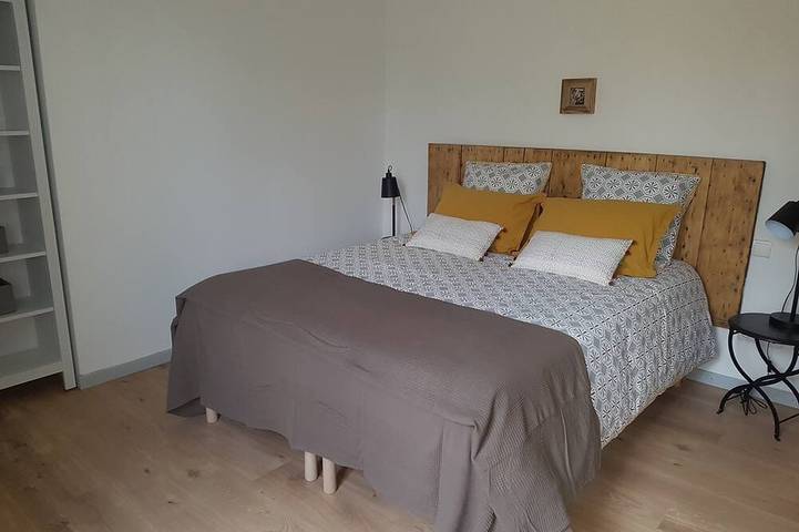 Location de vacances pour 4 personnes, avec Terrasse et Jardin à Saint-Étienne-du-Grès - 4