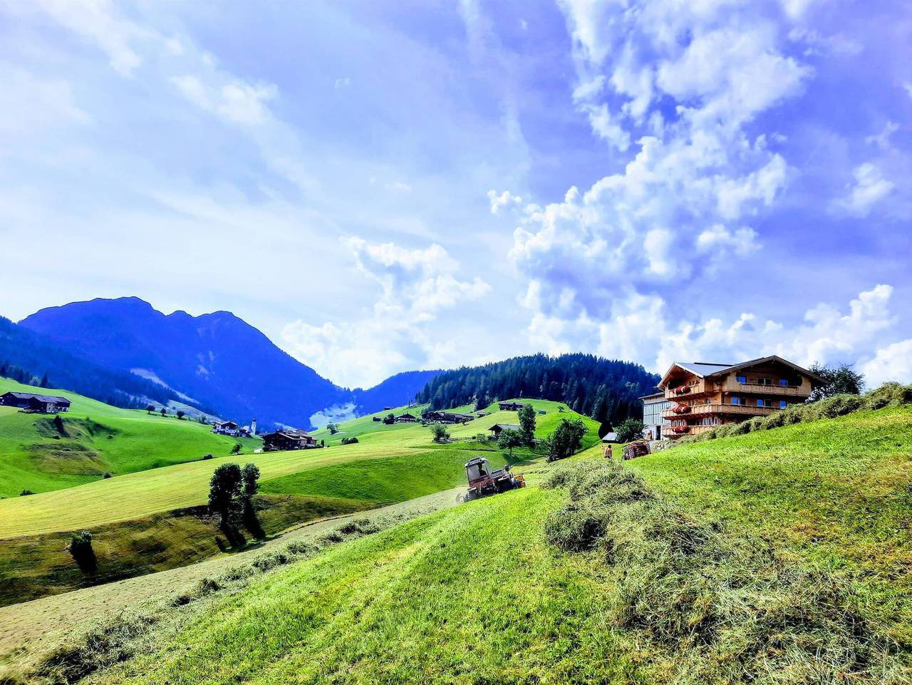 Ganze Ferienwohnung, Sonnenappartements Madlstatthof - Bergromantik -Dachgeschoß Wohnung Kurzurlaub in Thierbach, Wildschönau