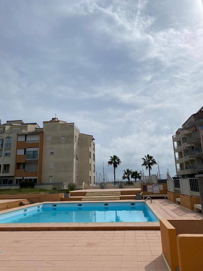 Gîte pour 4 personnes, avec terrasse et piscine dans Palais des Congres le Cap d'Agde - 4