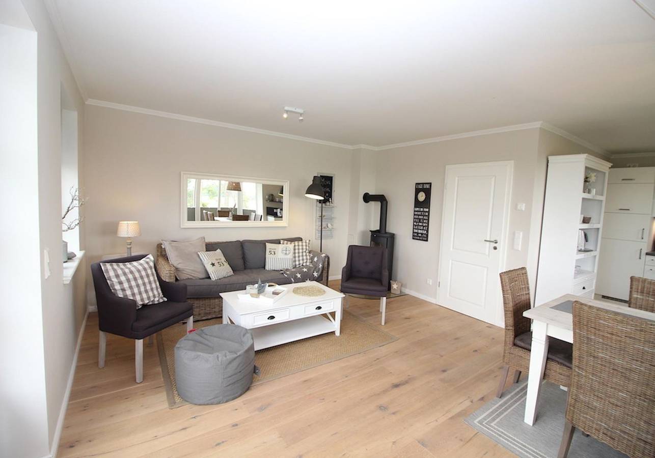 Beach House 2 - Reethaushälfte in traumhafter Lage in Tating, Eiderstedt