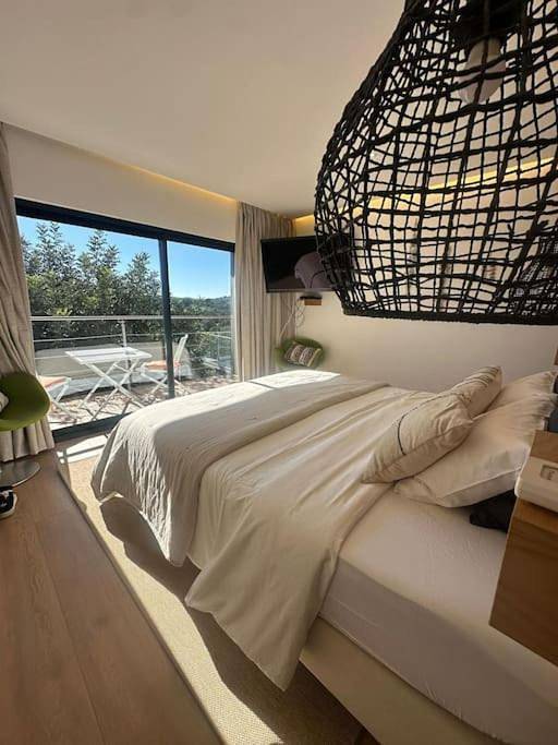 Apartamento de férias para 2 pessoas, com piscina e jardim e ainda vista em São Brás de Alportel